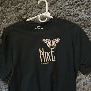 Nike T Shirt
